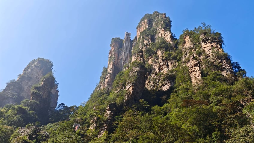 Bailong-Aufzug und Tianzi-Berg