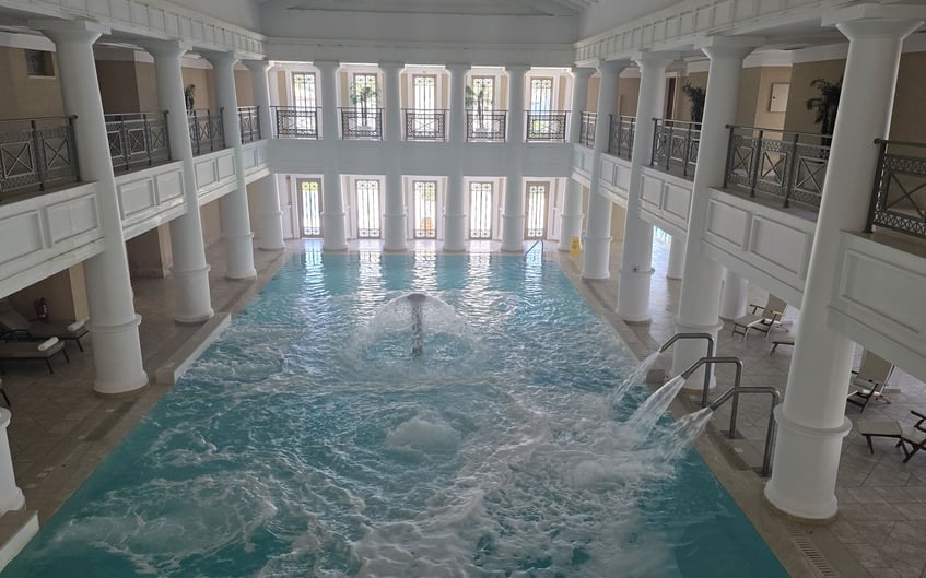 pool